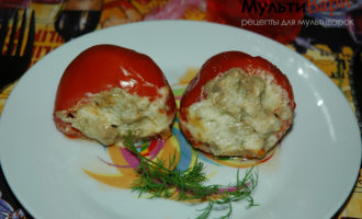 Фаршированные помидоры с курицей и грибами фото